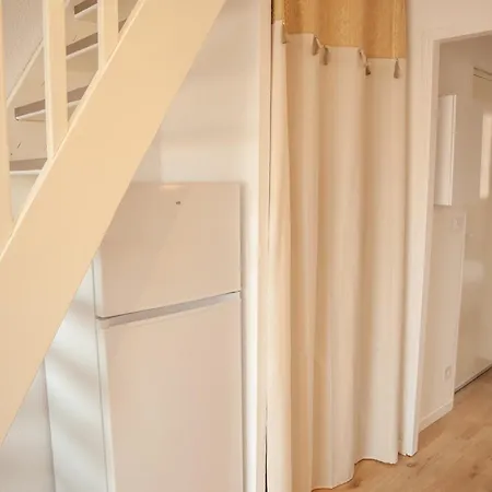 Duplex Traversant A 2 Pas Du Port Vue Chenal Διαμέρισμα