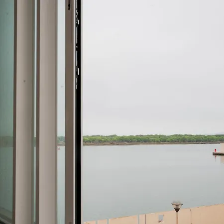 Duplex Traversant A 2 Pas Du Port Vue Chenal Διαμέρισμα Leucate